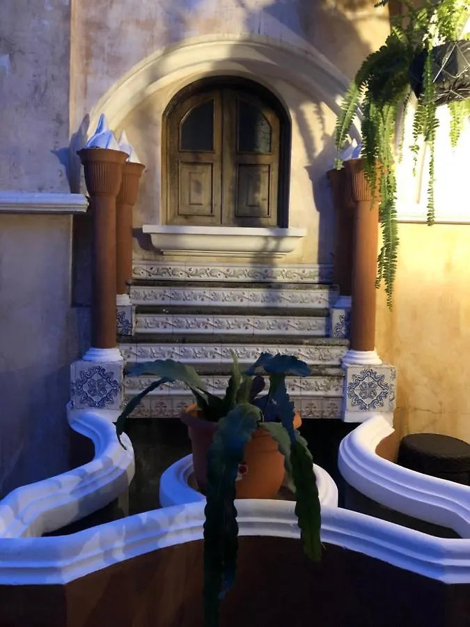 Hotel Mansion Del Rey By San Sebastian Antigua